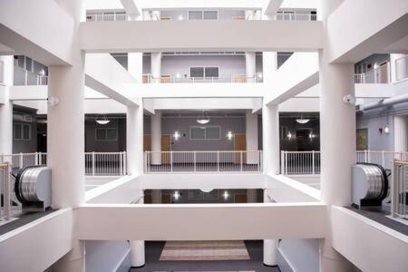 Cozysuites - 2Br With Direct Skybridge Access #5 印第安納波利斯 外观 照片