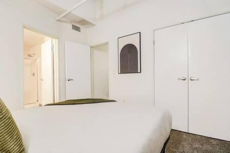 Cozysuites - 2Br With Direct Skybridge Access #5 印第安納波利斯 外观 照片